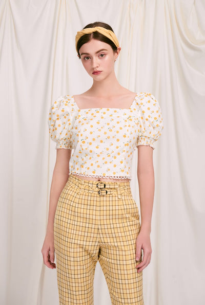 Emily Cotton Top - Daisy Print - daisy print square nect crop top with puff sleeve and ribbon closure at the back opening -Petite Studio NYC