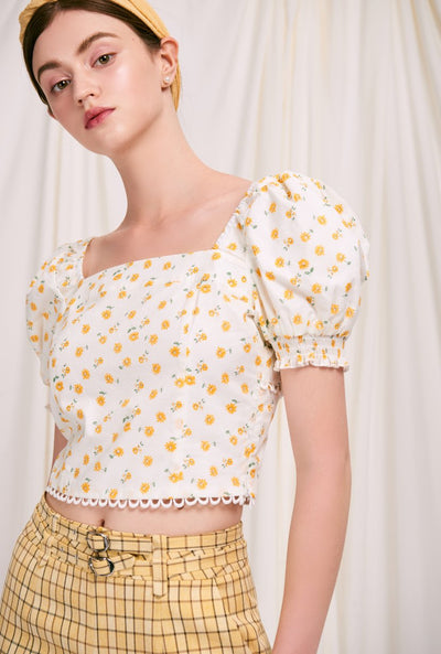 Emily Cotton Top - Daisy Print - daisy print square nect crop top with puff sleeve and ribbon closure at the back opening -Petite Studio NYC